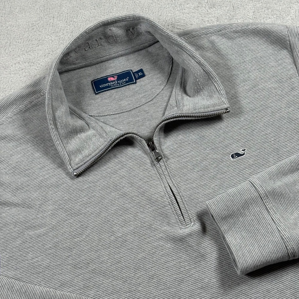 Vineyard Vines Mens XL Grey Micro Stripe Quarter Zip Pullover Sweater Whale Logo